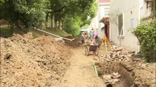 改造老旧小区 打造宜居家园