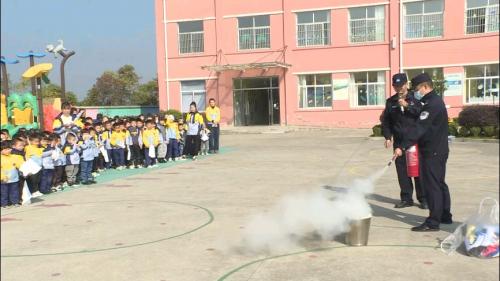 誓节镇：消防演练进校园