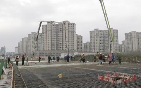 松涛路跨粮长河桥梁工程项目加快推进中