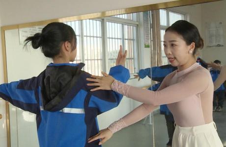 誓节镇：免费培训圆农村孩子舞蹈梦