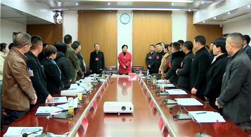 陈红英、周其红等市领导看望人大代表