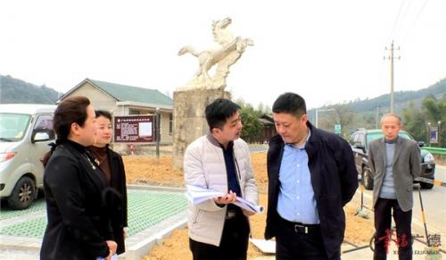 周其红赴杨滩镇调研