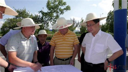 市领导实地调度滨河公园片区品质提升工作