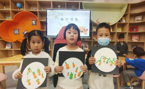 市图书馆开展霜降主题活动