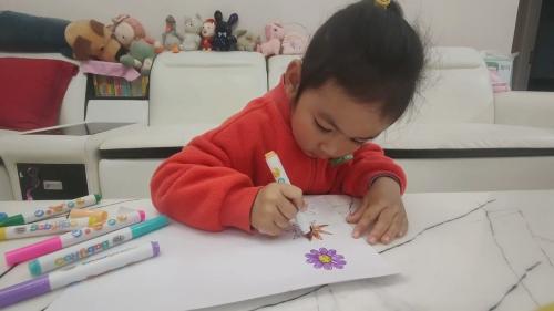 市中心幼儿园：云端传递爱 居家也精彩