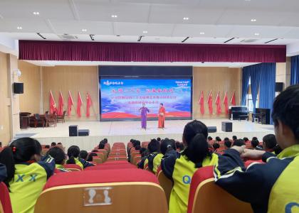 艺术搭台 理论唱戏