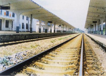 建设中的宣杭铁路广行站