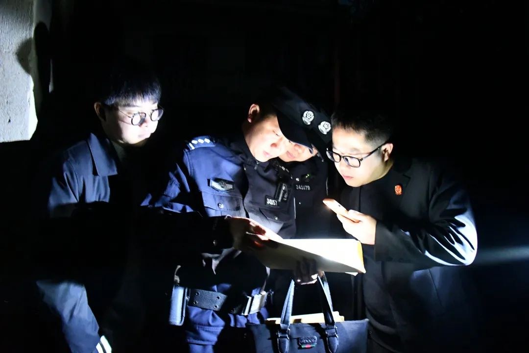 f73d2d420c319c3ecbe256aefbd49d9f.jpg f73d2d420c319c3ecbe256aefbd49d9f.jpg